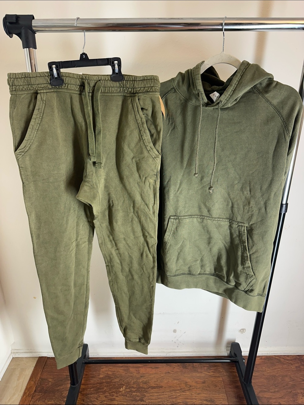 Olive Green Men's Jogger Sweatpants - Casual Drawstring Comfort